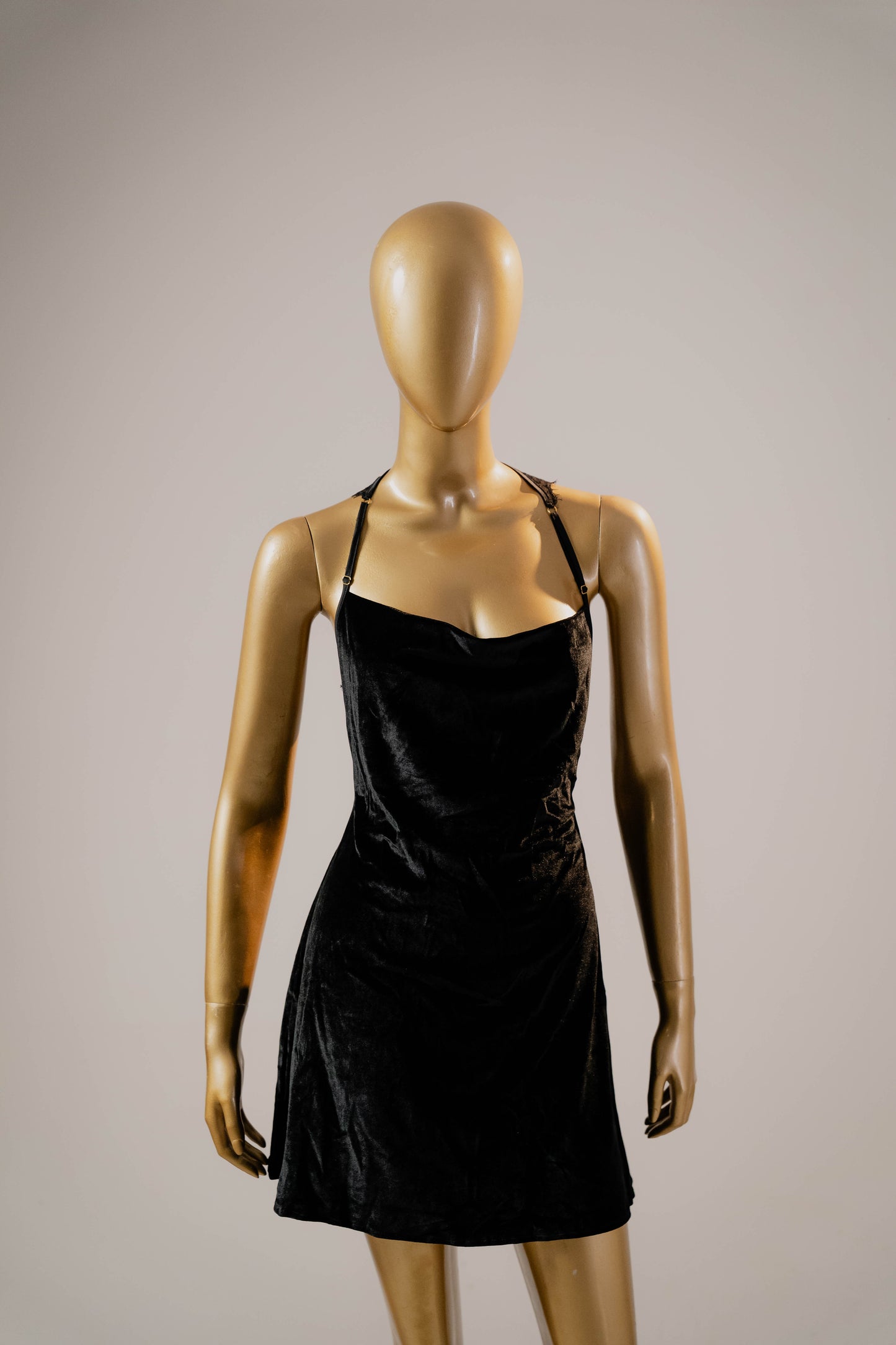 Royal Elegance: Silken Velvet Bridal Nightwear