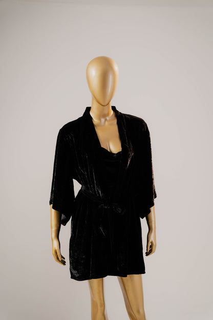 Royal Elegance: Silken Velvet Bridal Nightwear